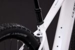 Cube Reaction Hybrid Race 800 snow'n'black 2027 – Image 4