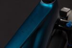Cube Touring Hybrid Pro 800 electricblue´n´prizm 2027 – Image 3