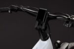 Cube Kathmandu Hybrid Deluxe Pro 800 metallic wit´n´chroom 2027 – Image 3