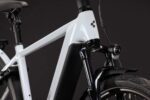 Cube Kathmandu Hybrid Deluxe Pro 800 metallic wit´n´chroom 2027 – Image 6