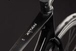 Cube Attain C:62 SLT carbon´n´white 2027 – Image 3
