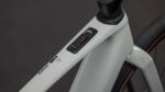 Cube Nuroad Hybrid C:62 Race 400X reed beige'n'black 2026 – Image 2