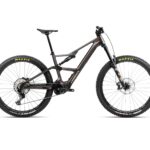 Orbea Rise LT M20 630W Cosmic Carbon View - Goudkleurig