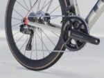 Trek Madone SL 7 Matte Lunar Silver – Image 5