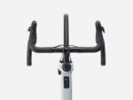 Trek Domane+ ALR 5 Plasma Gray Pearl 2027 – Image 3