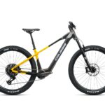 Crussis e-Hard 11.11 800 geel/zwart 2026