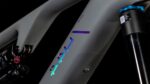 Cube AMS Hybrid ONE44 C:68X TM 400X swampgrey´n´purple reflex – Image 7