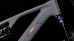 Cube AMS Hybrid ONE44 C:68X TM 400X swampgrey´n´purple reflex – Image 9