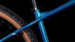 Cube Attention Pro metallic turquoise en wit – Image 2