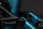Santa Cruz Bullit 4 C MX 70 Matte Teal Sparkle 2026 – Image 8