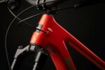 Santa Cruz 5010 | C | R | Glanzend rood – Image 6