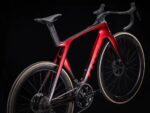 Trek Madone SLR 9 Gen 7 Metallic Red Smoke naar Red Carbon Smoke – Image 3
